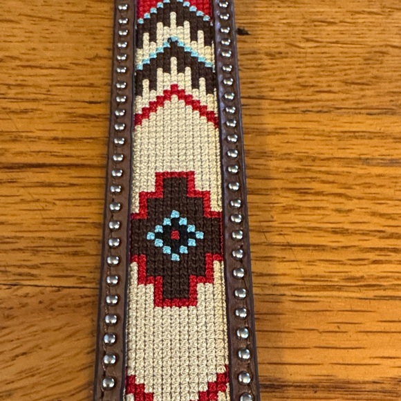 Ariat Brown Leather Belt with Silver Buckle and Colorful - Picture 4 of 12